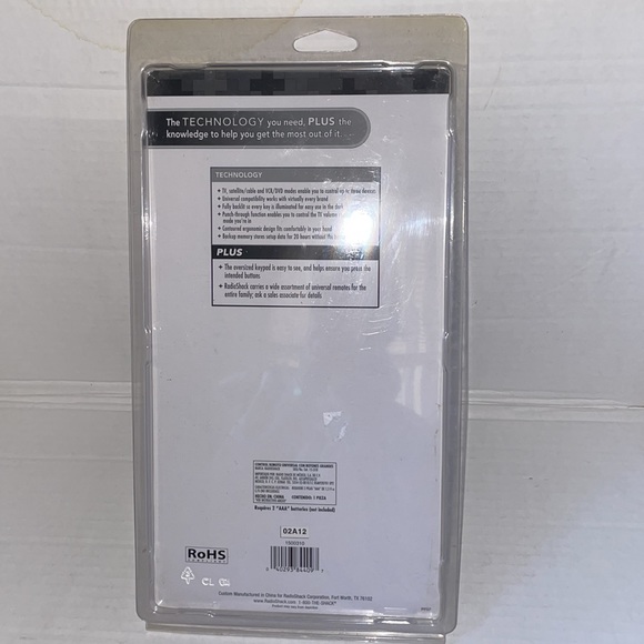 Radio Shack 15-310 Universal Remote for Vision Impaired Large Buttons - Picture 2 of 2